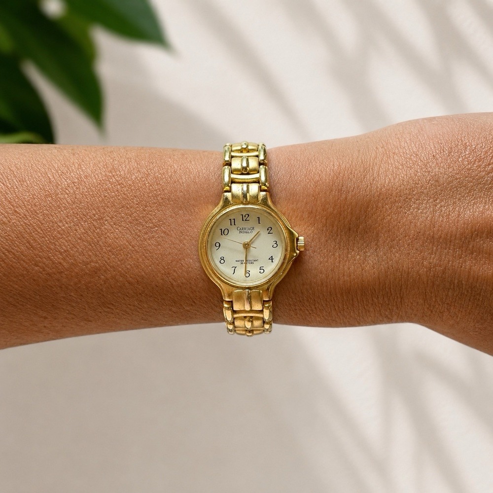 Vintage Carriage by Timex Indiglo Womens Gold Tone Bracelet Watch